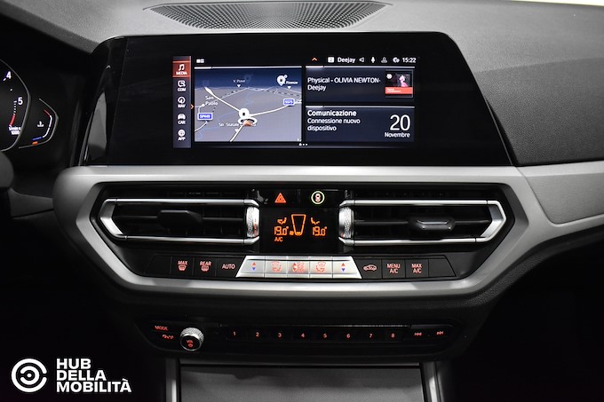 BMW 320d 48V Touring Business Advantage